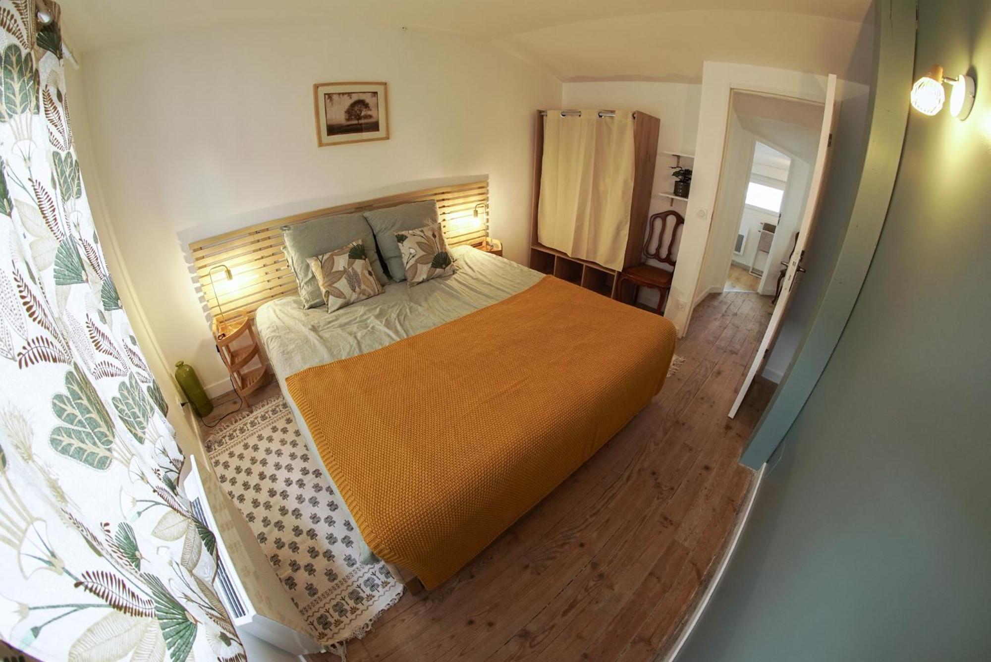 Le Montarrouye Appartement Pour 2 A 6 Personnes バニエール・ド・ビゴール エクステリア 写真