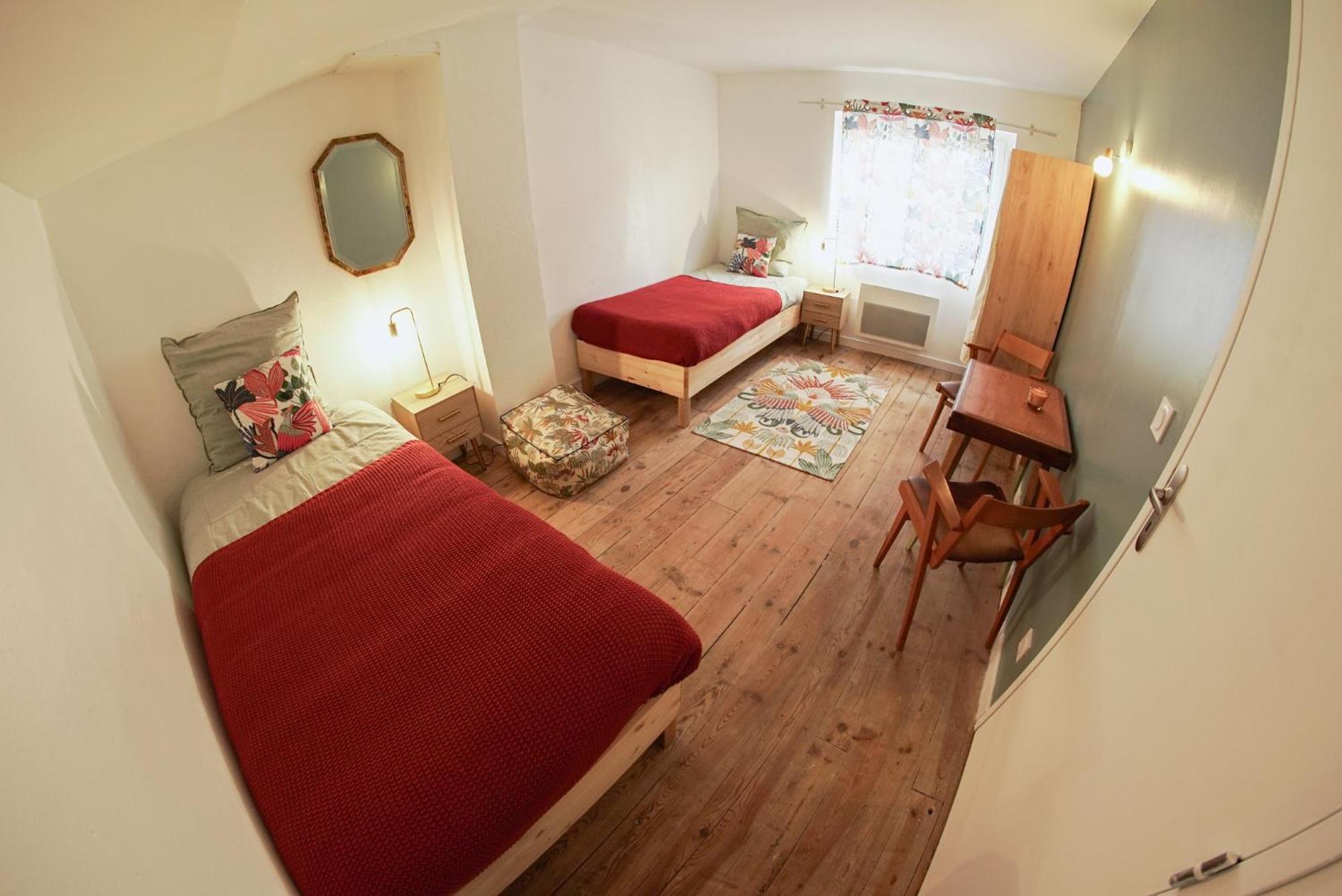Le Montarrouye Appartement Pour 2 A 6 Personnes バニエール・ド・ビゴール エクステリア 写真